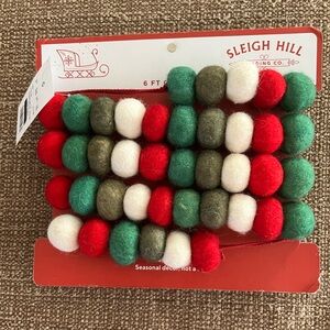 NWT Sleigh Hill felt ball garland red, green, white 6 feet